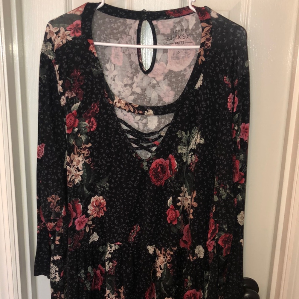 Torrid Tunic Cheetah & Roses 🐆 🌹